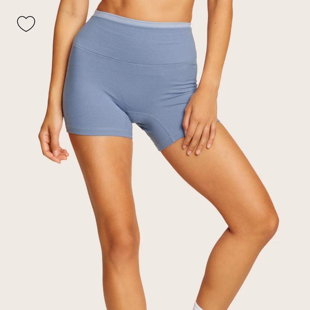 Set Active Cloud Control Biker Shorts